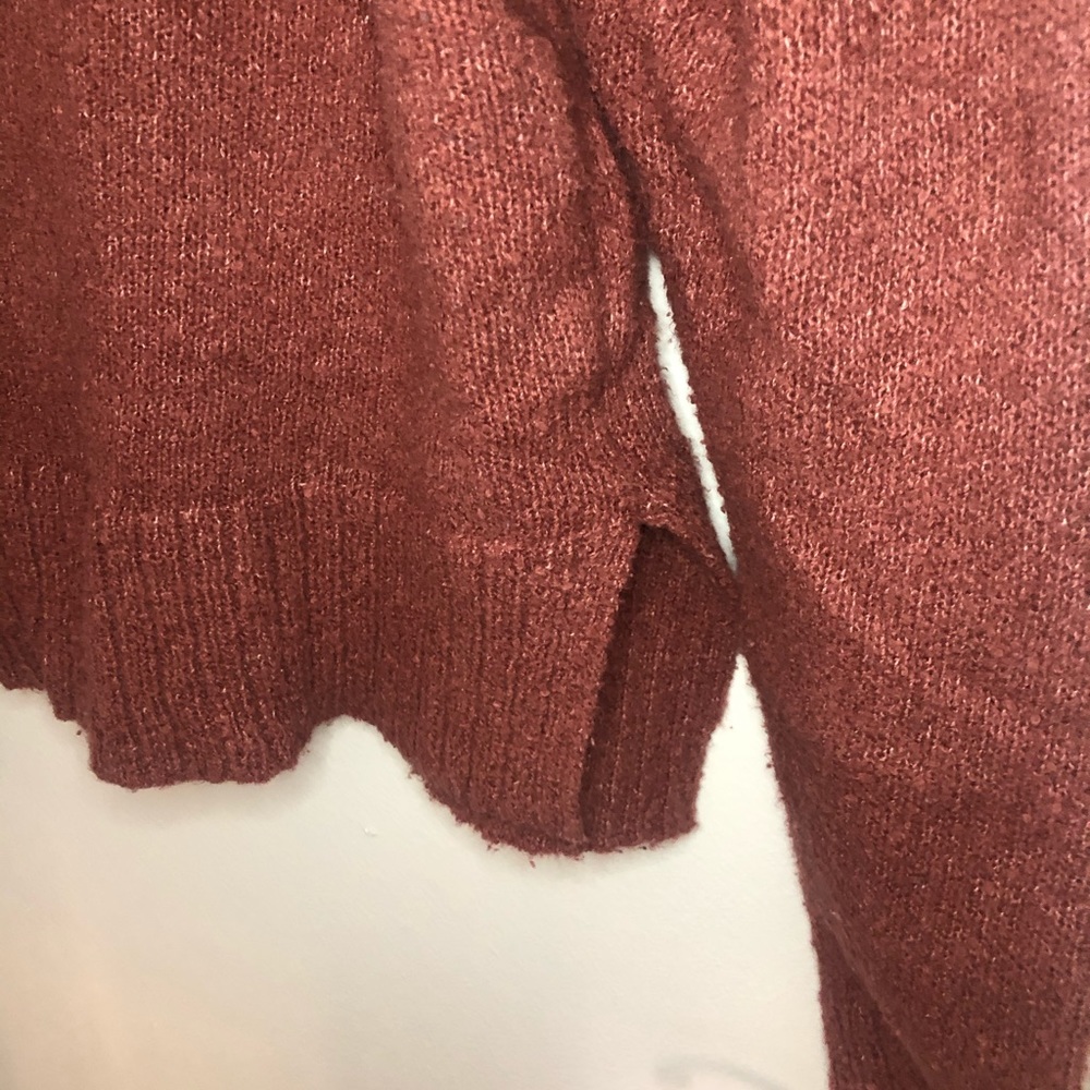 Mock Neck Sweater‎ - Picture 3 of 4